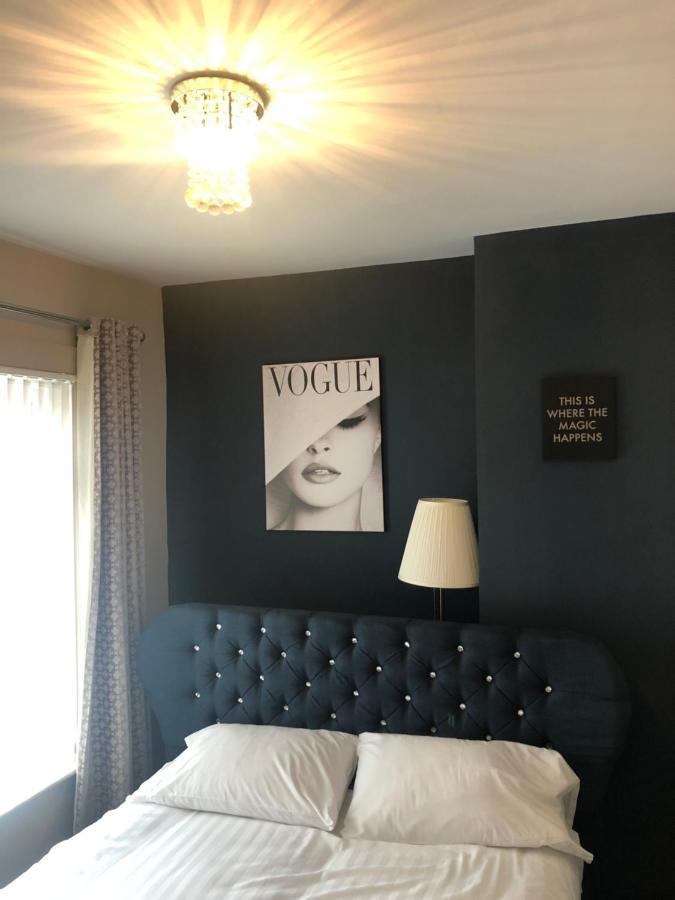3 Double Bed Brittania Styled Central Home Near Lfc Sleeps 6 With Free Business Super Fast Fibre Broadband Ливерпуль Экстерьер фото