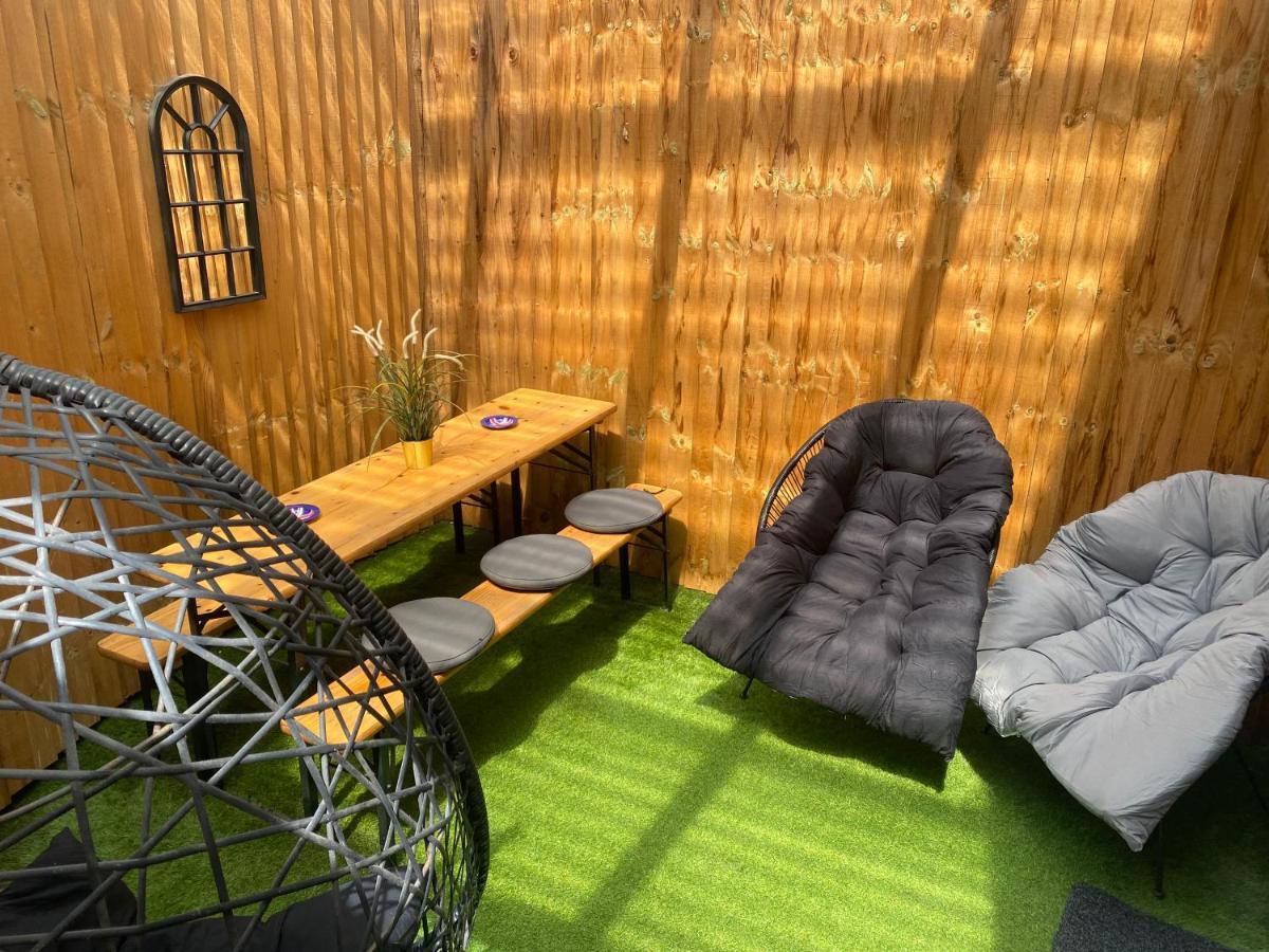 3 Double Bed Brittania Styled Central Home Near Lfc Sleeps 6 With Free Business Super Fast Fibre Broadband Ливерпуль Экстерьер фото