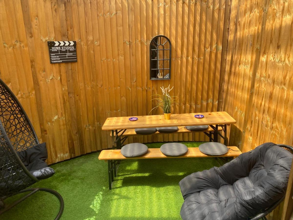 3 Double Bed Brittania Styled Central Home Near Lfc Sleeps 6 With Free Business Super Fast Fibre Broadband Ливерпуль Экстерьер фото